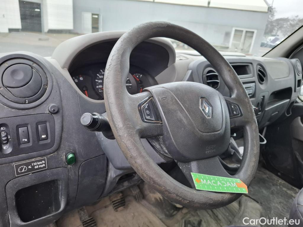  Renault  Master  III Fourgon L2H2 3 5 Grand Confort dCi 135CV BVM6 7 Sieges E5 #106