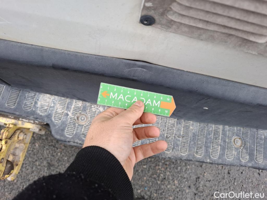  Renault  Master  III Fourgon L2H2 3 5 Grand Confort dCi 135CV BVM6 7 Sieges E5 #46