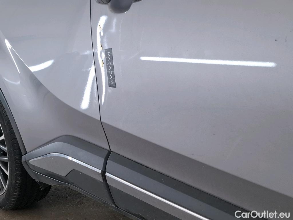  Toyota  C-HR TOYOTA  / 2016 / 5P / SUV 2.0 HYBRIDE 184 DISTINCTIVE #25