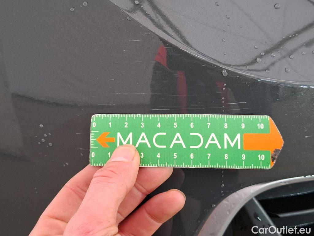  Audi  Q3 AUDI  / 2018 / 5P / SUV 35 TFSI 150 MHEV S TRONIC DESIGN LUXE #3