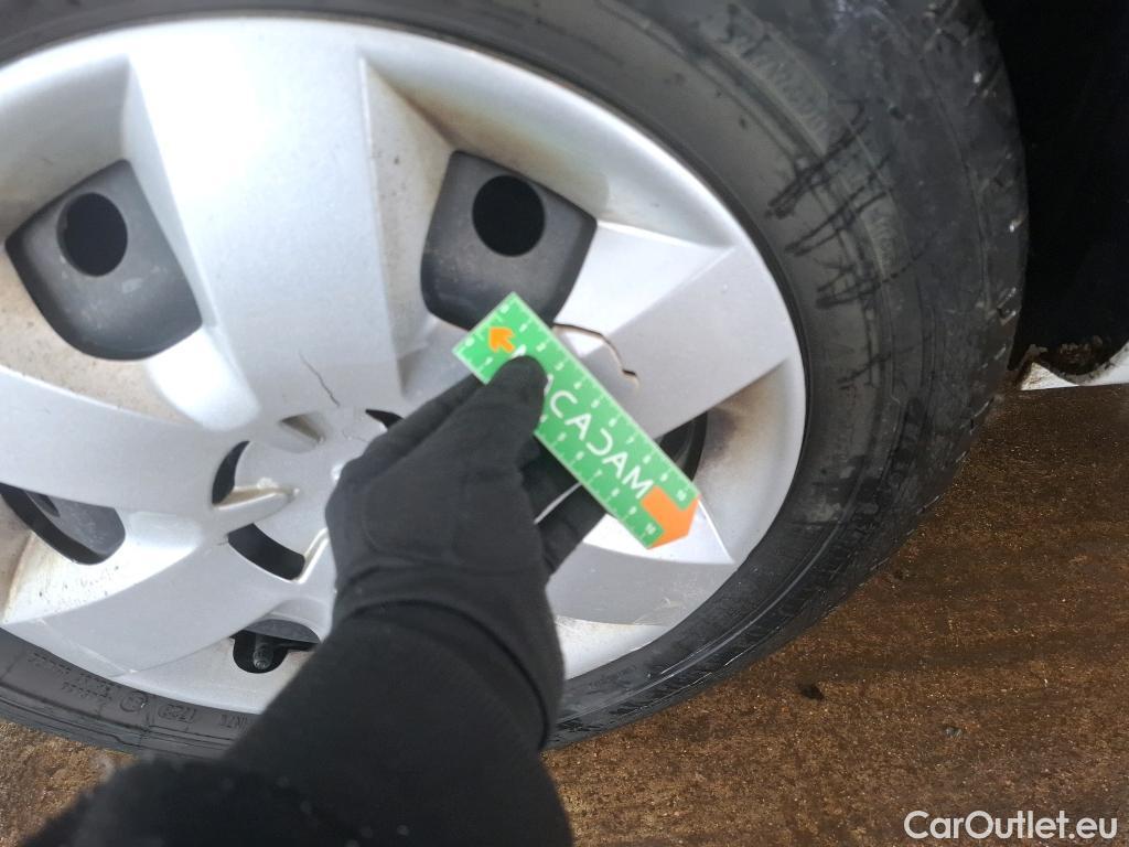  Renault  Kangoo  II Express Maxi Extra (Série Spéciale) 1.5 dCi 95CV BVM6 E6dT #32