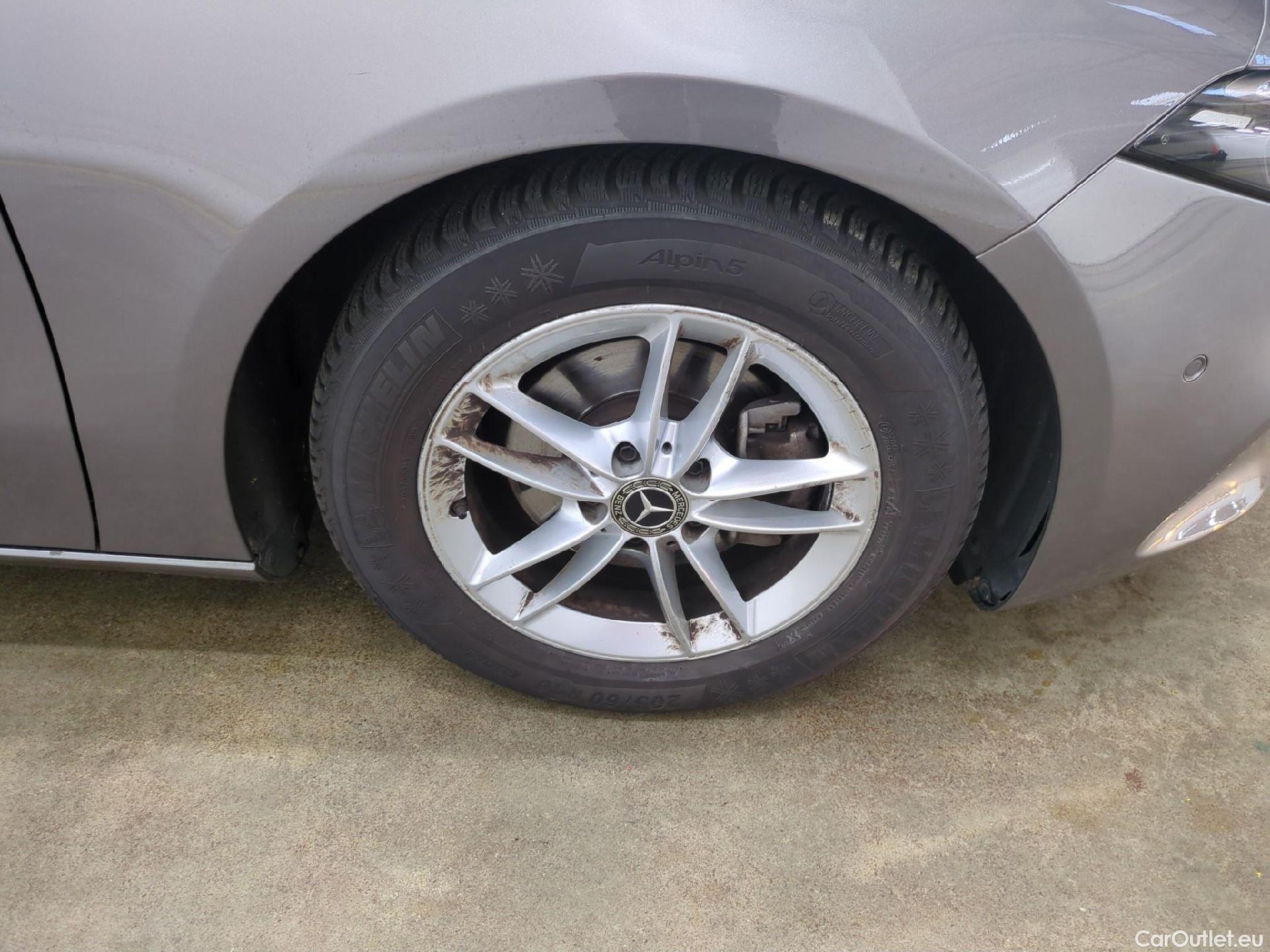  Mercedes  A-Klasse MERCEDES-BENZ Classe A 5p Berline A 180 d Business Line 7G-DCT #8