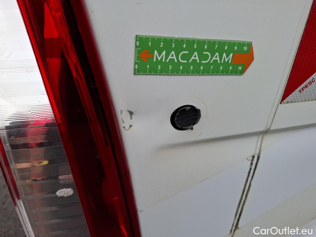  Renault  Master  III Fourgon L2H2 3 5 Grand Confort dCi 135CV BVM6 7 Sieges E5 #96