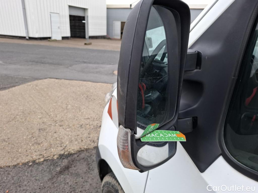  Renault  Master  III Fourgon L2H2 3 5 Grand Confort dCi 135CV BVM6 7 Sieges E5 #73