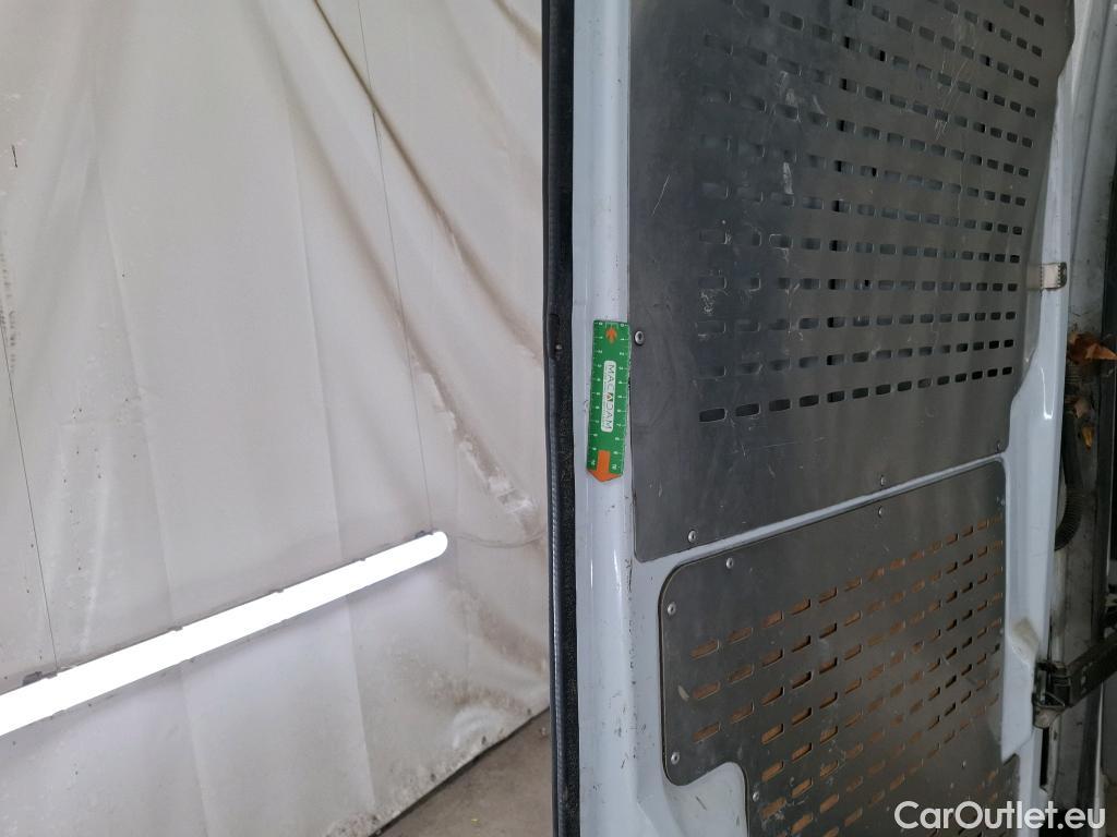  Renault  Master  III Fourgon L2H2 3 5 Grand Confort dCi 135CV BVM6 7 Sieges E5 #56