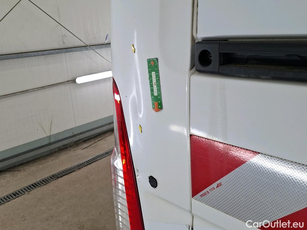  Renault  Master  III Fourgon L2H2 3 5 Grand Confort dCi 135CV BVM6 7 Sieges E5 #29