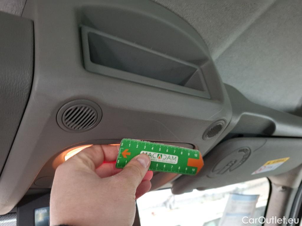  Renault  Master  III Fourgon L2H2 3 5 Grand Confort dCi 135CV BVM6 7 Sieges E5 #76