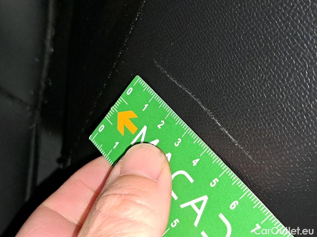  Peugeot  2008  (e-) Allure Business 50kWh BVA #2