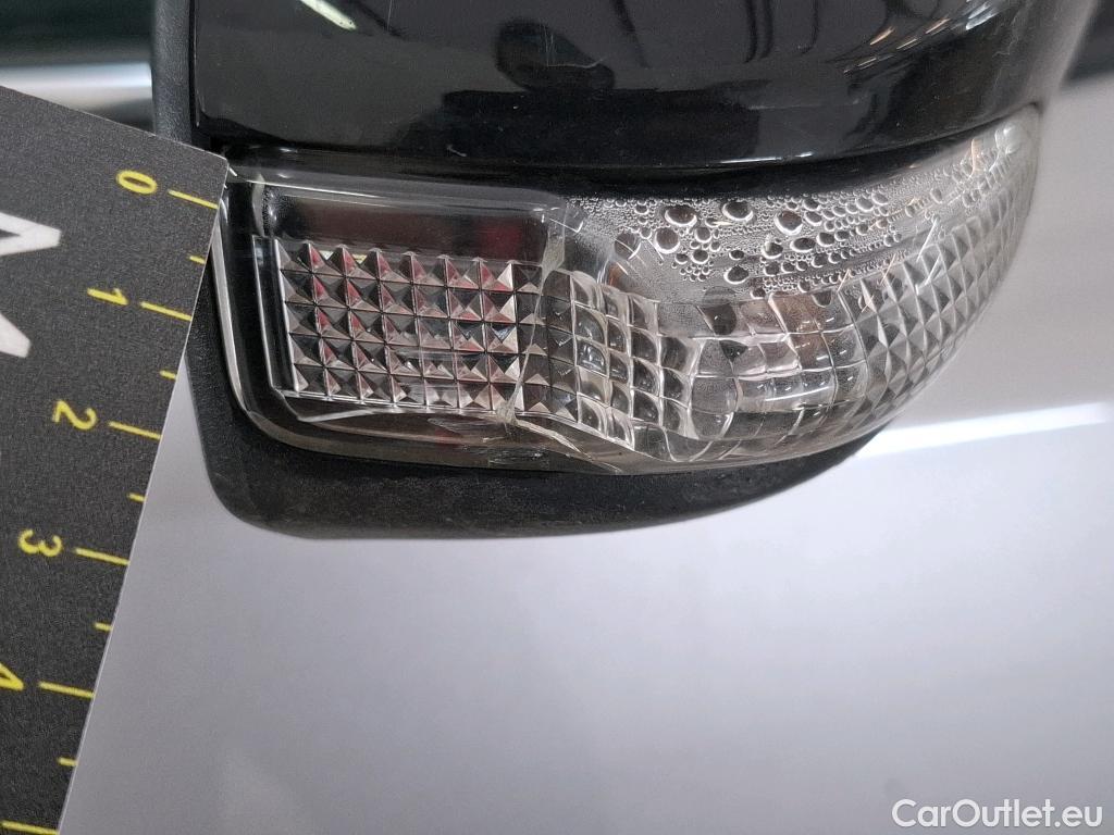  Toyota  C-HR TOYOTA  / 2016 / 5P / SUV 2.0 HYBRIDE 184 DISTINCTIVE #29