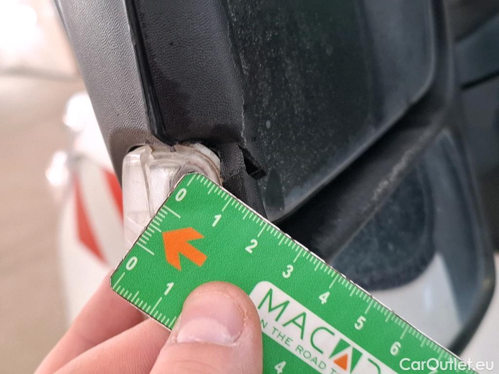  Renault  Master  III Fourgon L2H2 3 5 Grand Confort dCi 135CV BVM6 7 Sieges E5 #39