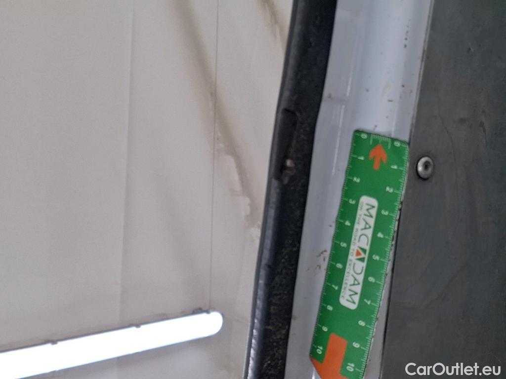  Renault  Master  III Fourgon L2H2 3 5 Grand Confort dCi 135CV BVM6 7 Sieges E5 #57