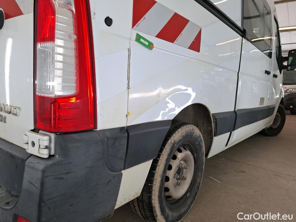  Renault  Master  III Fourgon L2H2 3 5 Grand Confort dCi 135CV BVM6 7 Sieges E5 #13