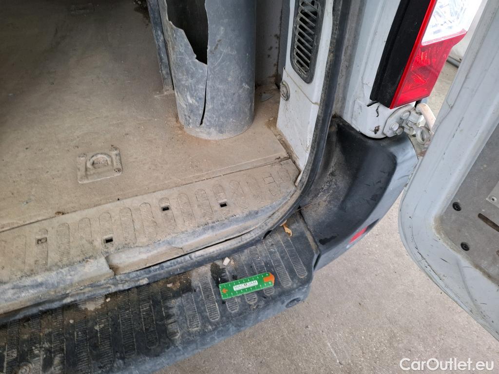  Renault  Master  III Fourgon L2H2 3 5 Grand Confort dCi 135CV BVM6 7 Sieges E5 #48