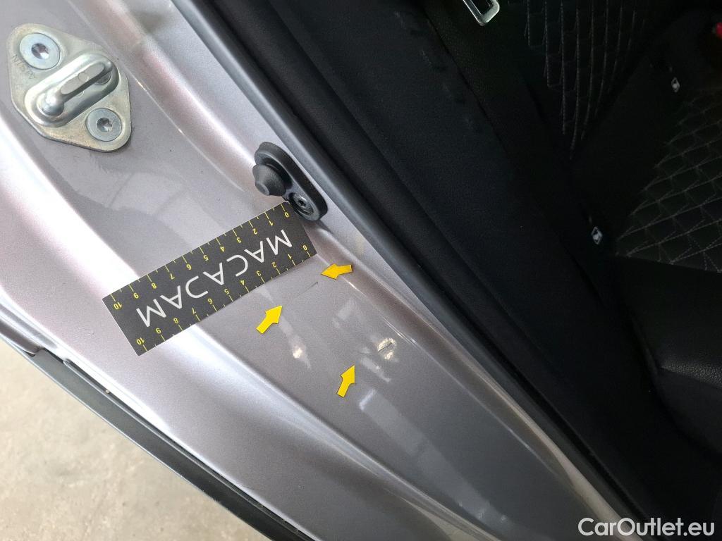  Toyota  C-HR TOYOTA  / 2016 / 5P / SUV 2.0 HYBRIDE 184 DISTINCTIVE #8