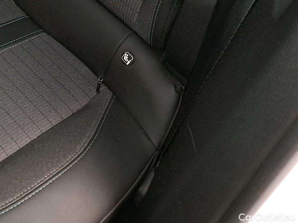  Peugeot  2008  (e-) Allure Business 50kWh BVA #1