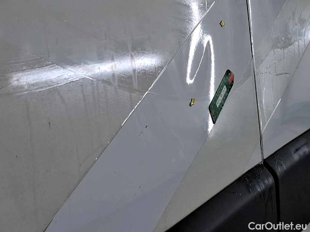  Renault  Master  III Fourgon L2H2 3 5 Grand Confort dCi 135CV BVM6 7 Sieges E5 #22