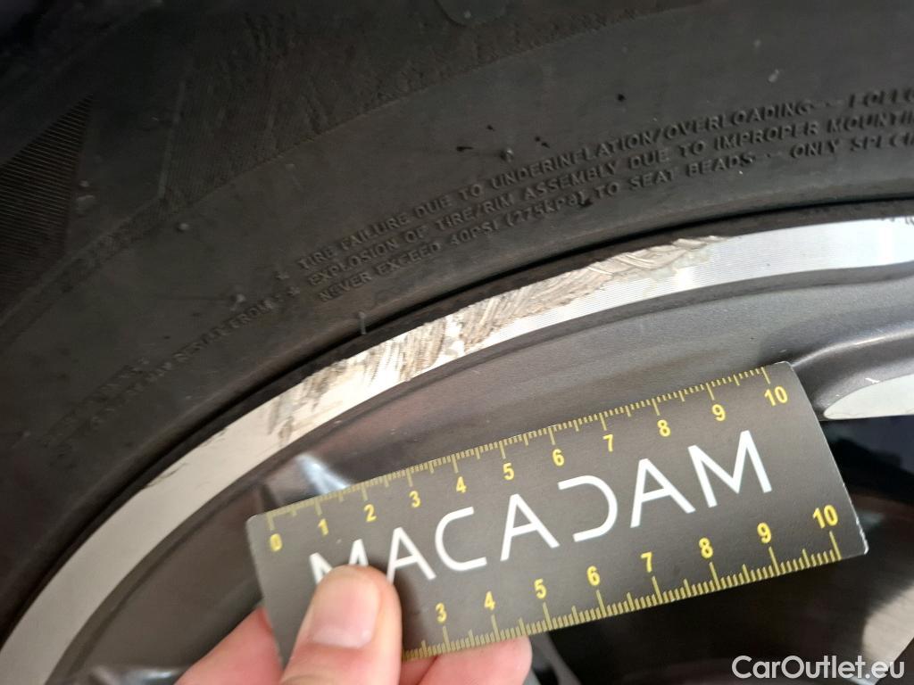  DS  DS7 DS DS 7 Crossback / 2017 / 5P / SUV E-TENSE 4x4 300 RIVOLI #13