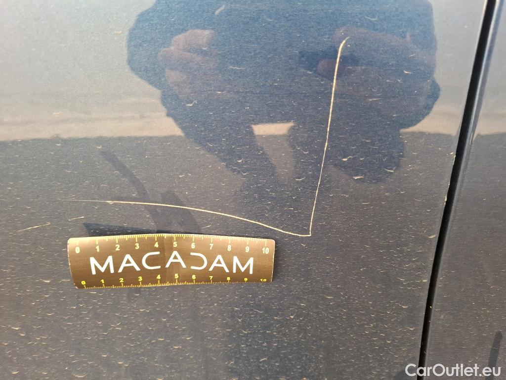  Bmw  Serie 3 BMW Série 3 Berline / 2018 / 4P / Berline 330e 292ch Business Design BVA8 Hybride #4