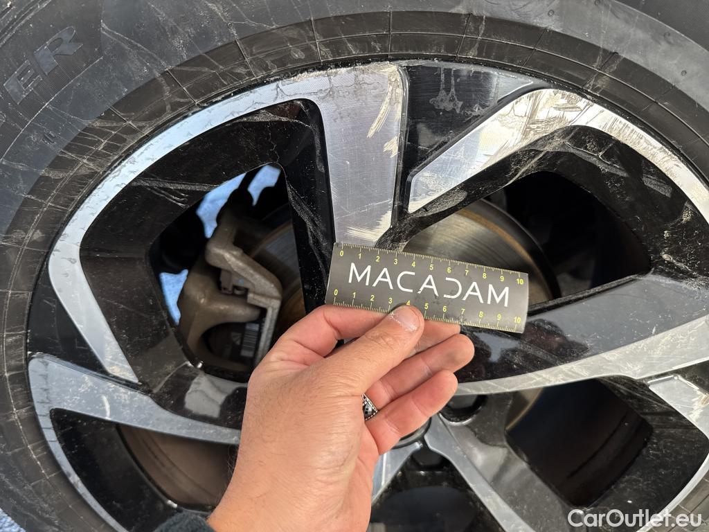  Citroen  C5 CITROEN  Aircross / 2018 / 5P / SUV Hybrid 225 ë-EAT8 Business #41