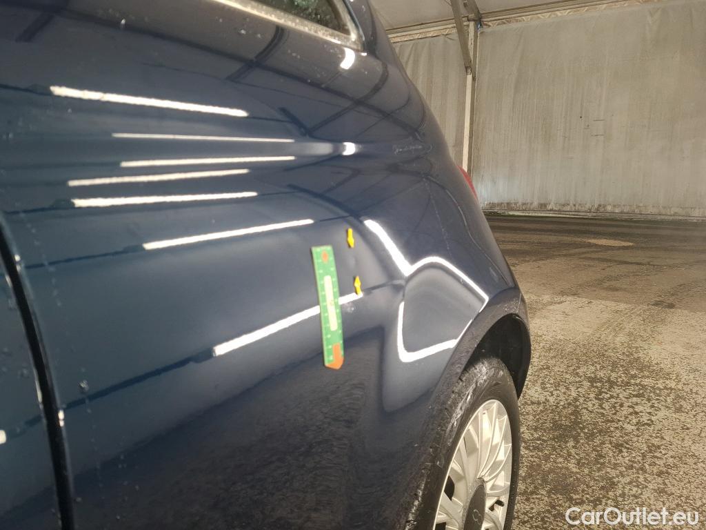  Fiat  500 FIAT   2015  3P  Berline Hybrid 10 BSG 70 ch Dolcevita #13