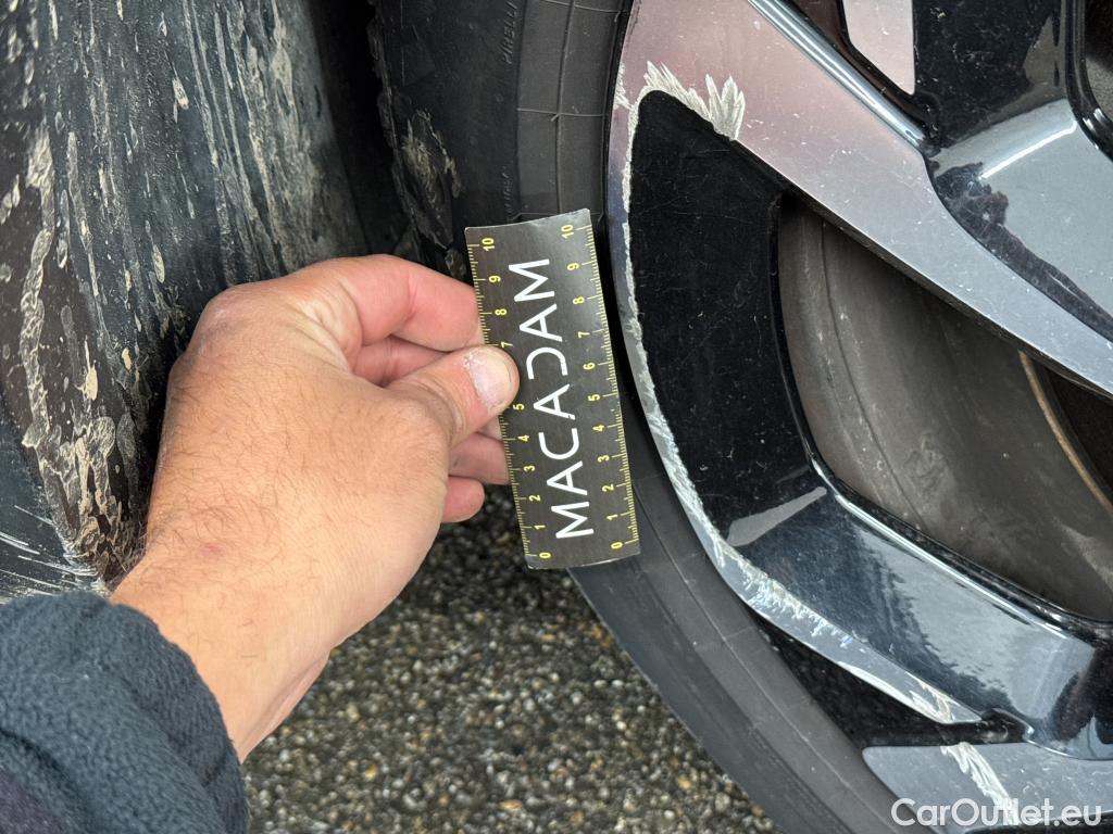  Citroen  C5 CITROEN  Aircross / 2018 / 5P / SUV Hybrid 225 ë-EAT8 Business #70