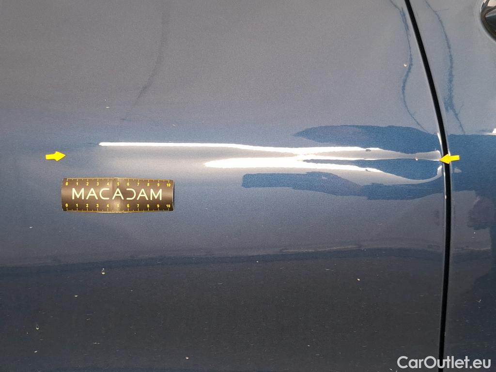  Bmw  Serie 3 BMW Série 3 Berline / 2018 / 4P / Berline 330e 292ch Business Design BVA8 Hybride #2