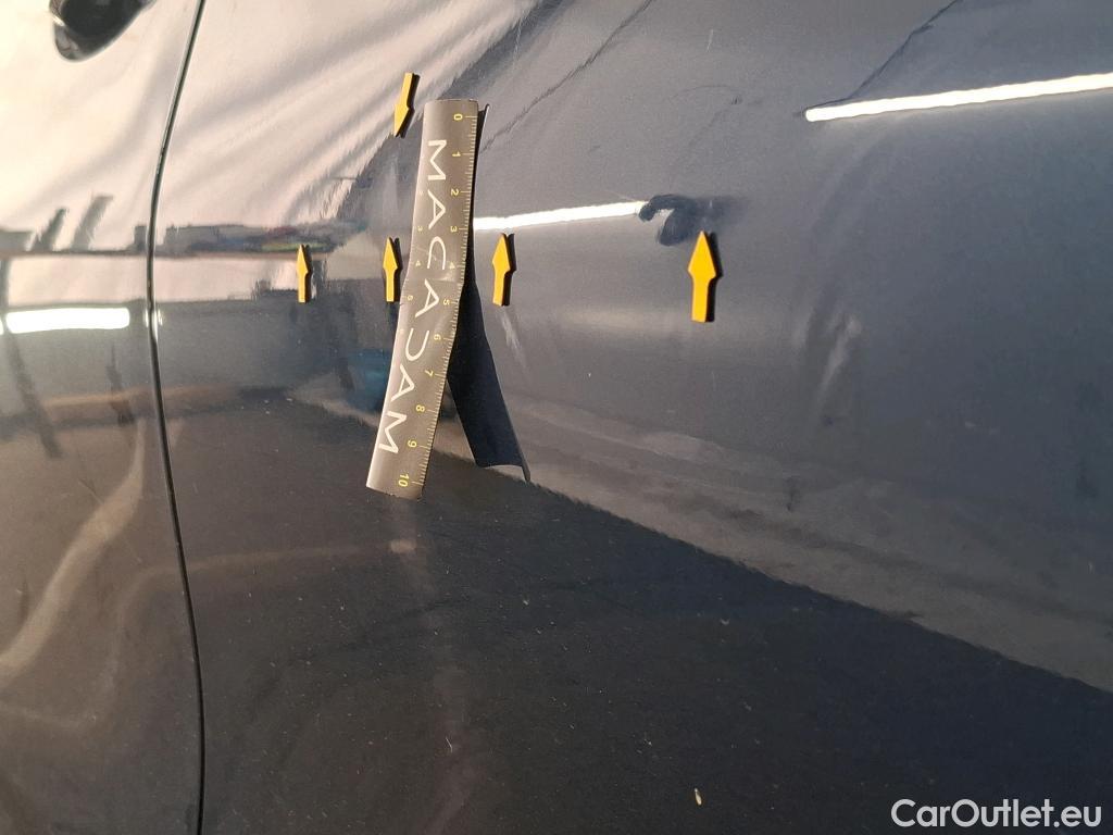  Bmw  Serie 3 BMW Série 3 Berline / 2018 / 4P / Berline 330e 292ch Business Design BVA8 Hybride #22