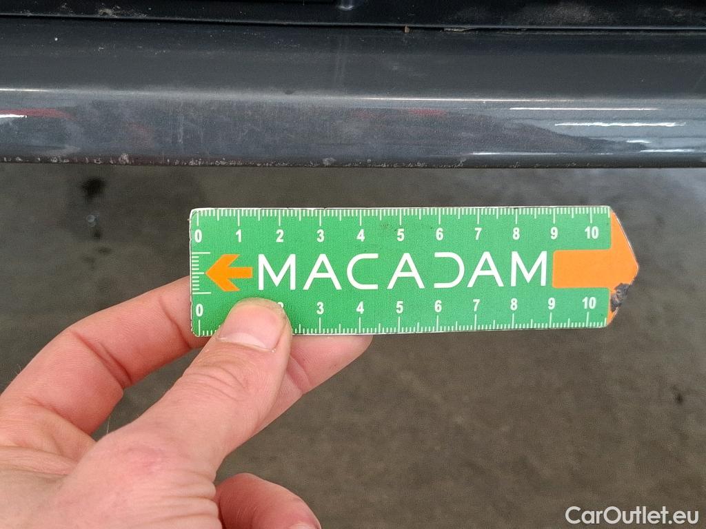  Audi  Q3 AUDI  Sportback / 2019 / 5P / SUV 45 TFSI E 245 S TRONIC S LINE #35