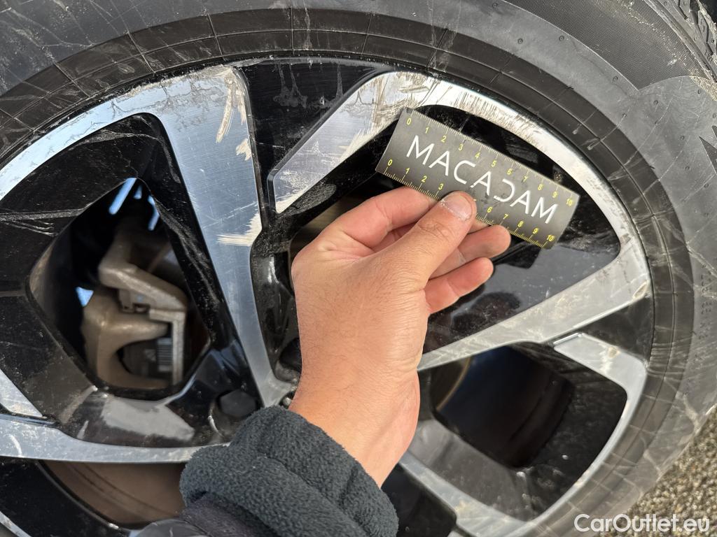  Citroen  C5 CITROEN  Aircross / 2018 / 5P / SUV Hybrid 225 ë-EAT8 Business #38