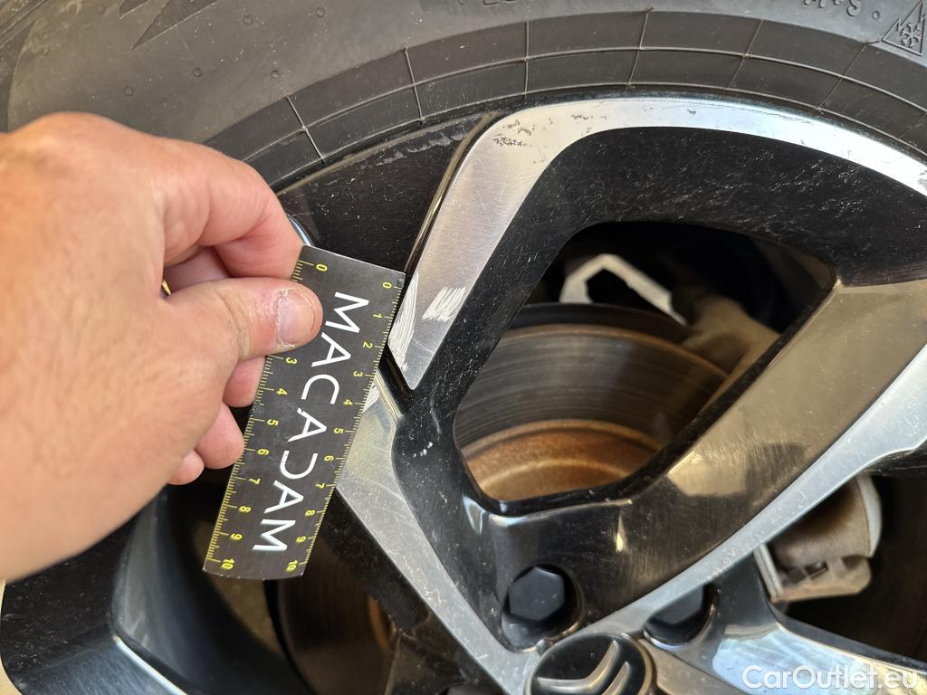  Citroen  C5 CITROEN  Aircross / 2018 / 5P / SUV Hybrid 225 ë-EAT8 Business #48