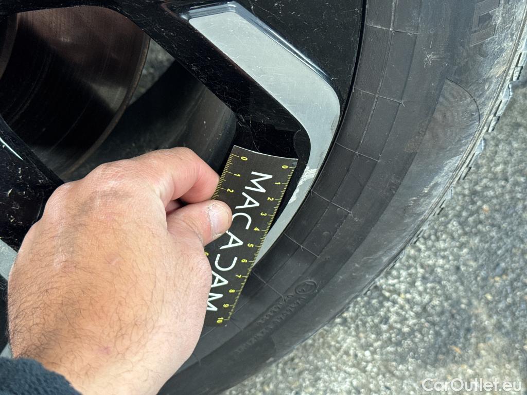  Citroen  C5 CITROEN  Aircross / 2018 / 5P / SUV Hybrid 225 ë-EAT8 Business #63