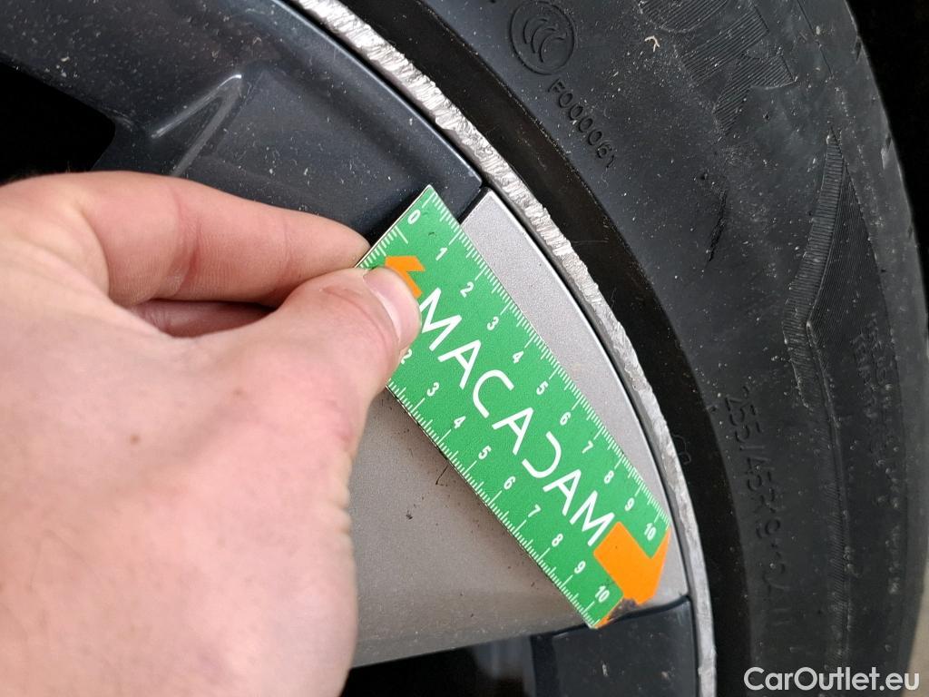  Tesla  Model Y TESLA  / 2021 / 5P / SUV RWD #10