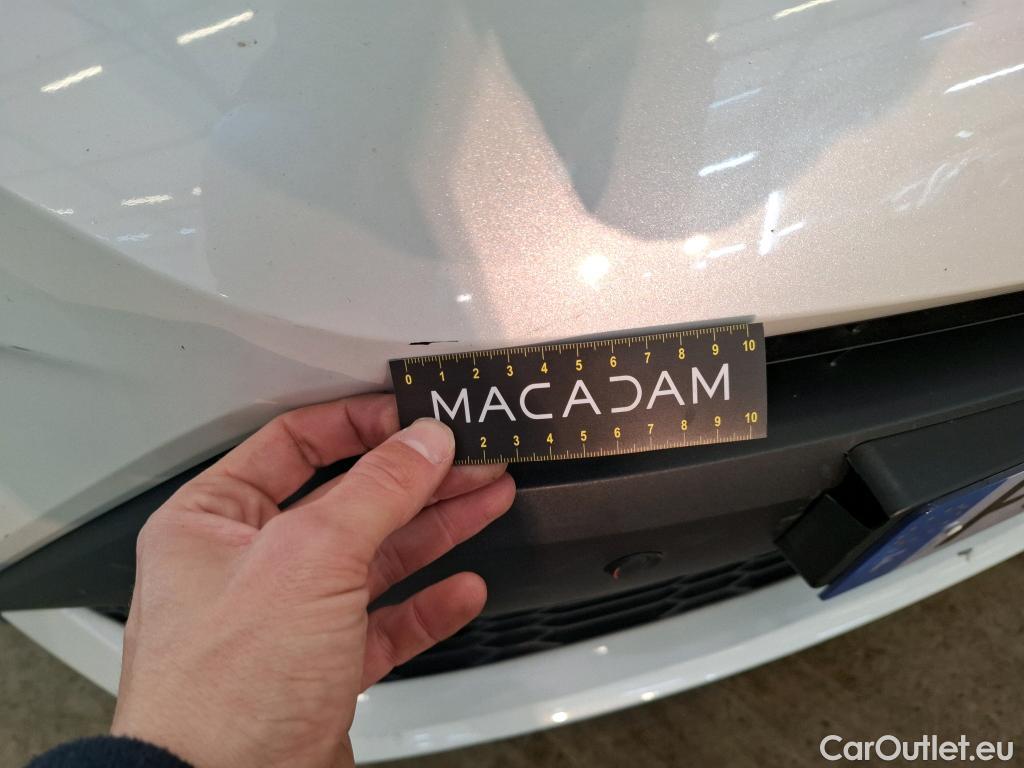  Toyota  C-HR TOYOTA  / 2016 / 5P / SUV 2.0 HYBRIDE 184 DISTINCTIVE #41