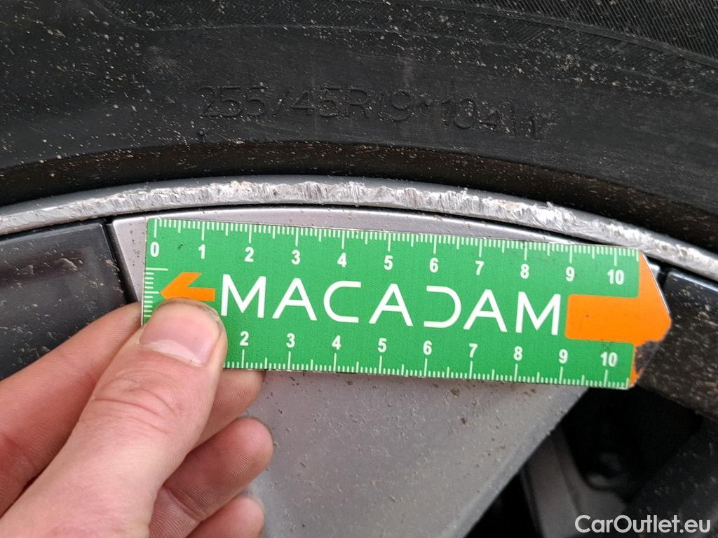  Tesla  Model Y TESLA  / 2021 / 5P / SUV RWD #2