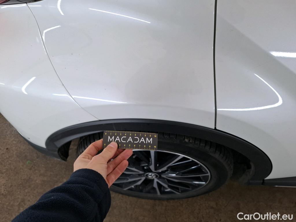  Toyota  C-HR TOYOTA  / 2016 / 5P / SUV 2.0 HYBRIDE 184 DISTINCTIVE #45