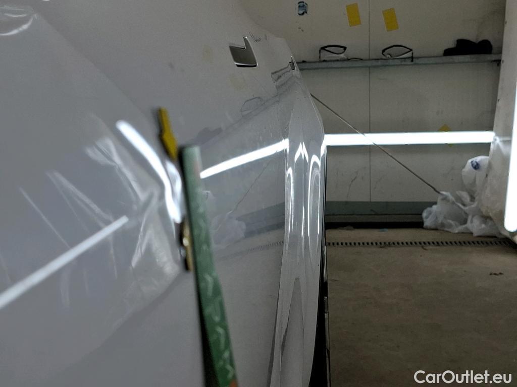  Tesla  Model Y TESLA  / 2021 / 5P / SUV RWD #57