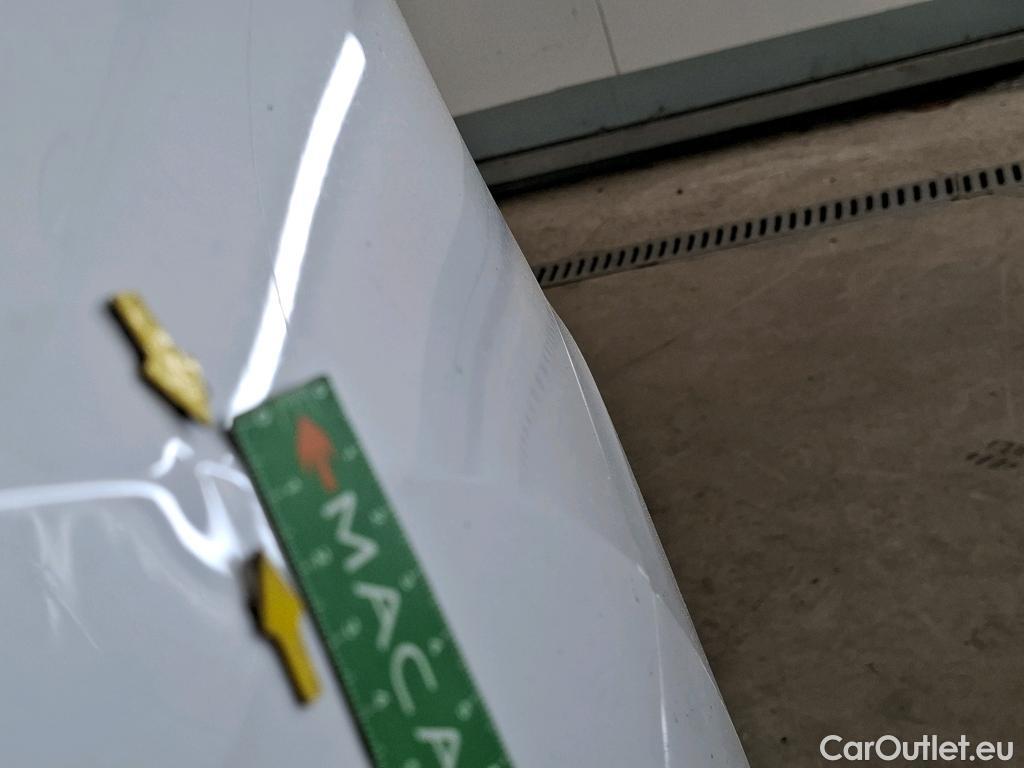  Tesla  Model Y TESLA  / 2021 / 5P / SUV RWD #32