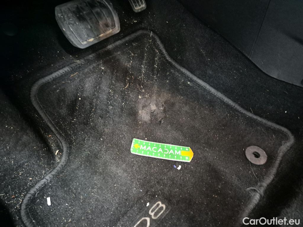  Peugeot  208  (e-) Active Business R 50kWh BVA / TRANSFO VP/VF #8