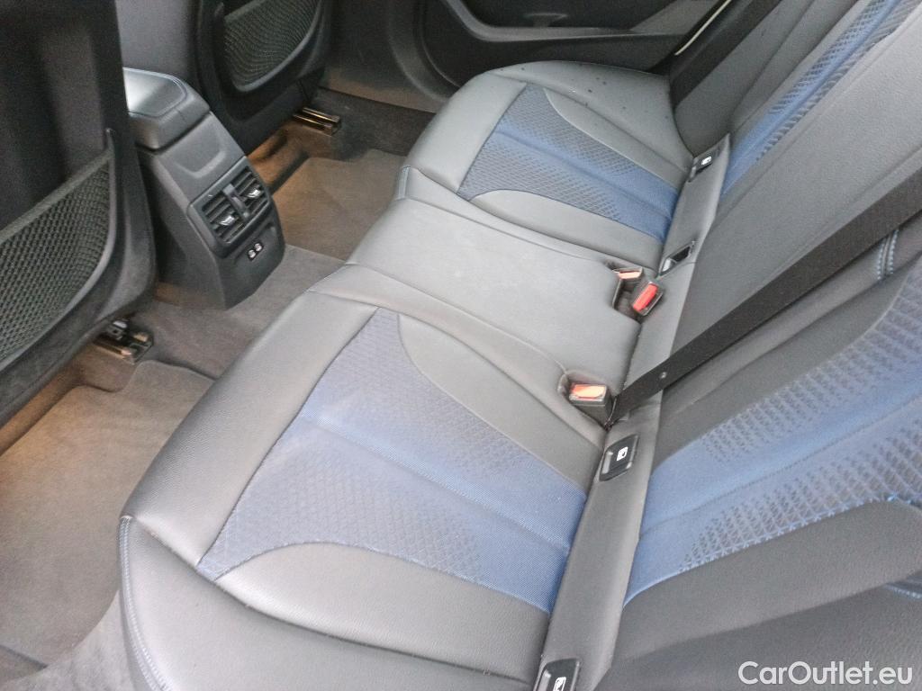  Bmw  Serie 1 BMW  / 2019 / 5P / berlina con portón 116d #12