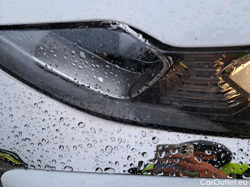  Citroen  DS3 DS DS 3 Crossback / 2018 / 5P / todoterreno PureTech 73 kW Manual SO CHIC #2