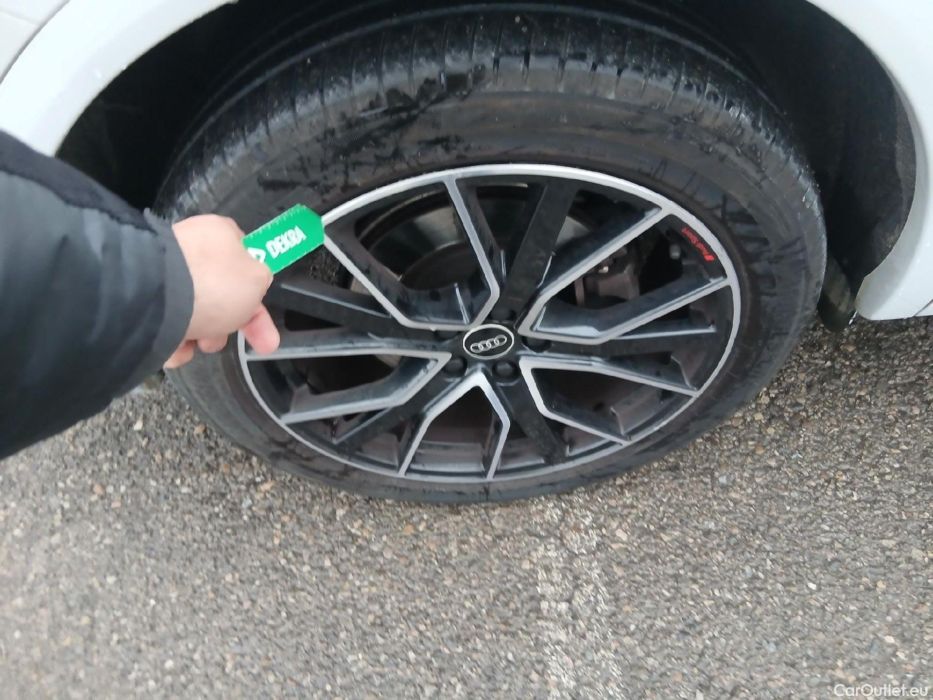  Audi  Q5 AUDI  SPORTBACK / 2020 / 5P / todoterreno Black Line 50 TFSI e quattro-ultra #9