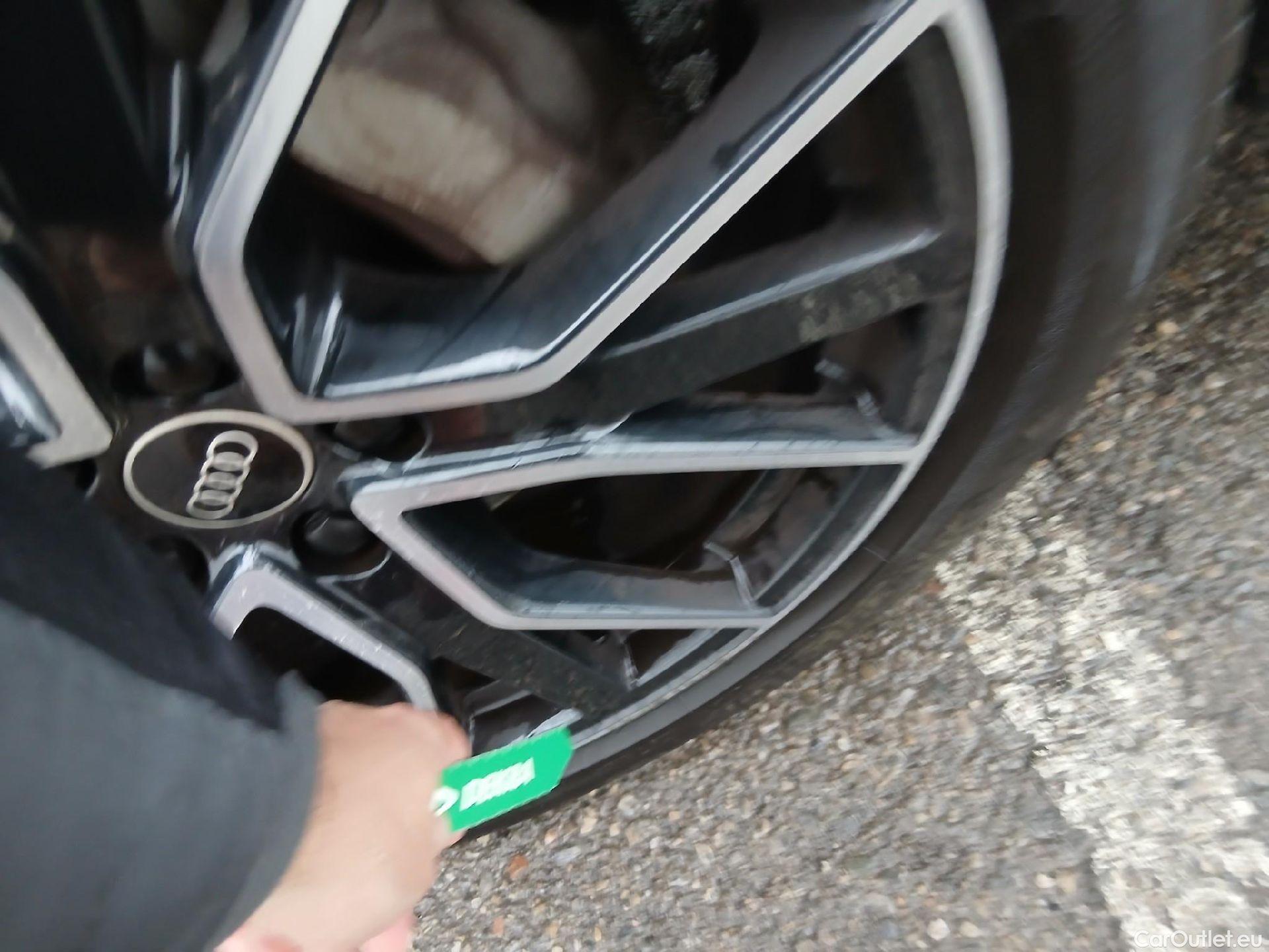  Audi  Q5 AUDI  SPORTBACK / 2020 / 5P / todoterreno Black Line 50 TFSI e quattro-ultra #3