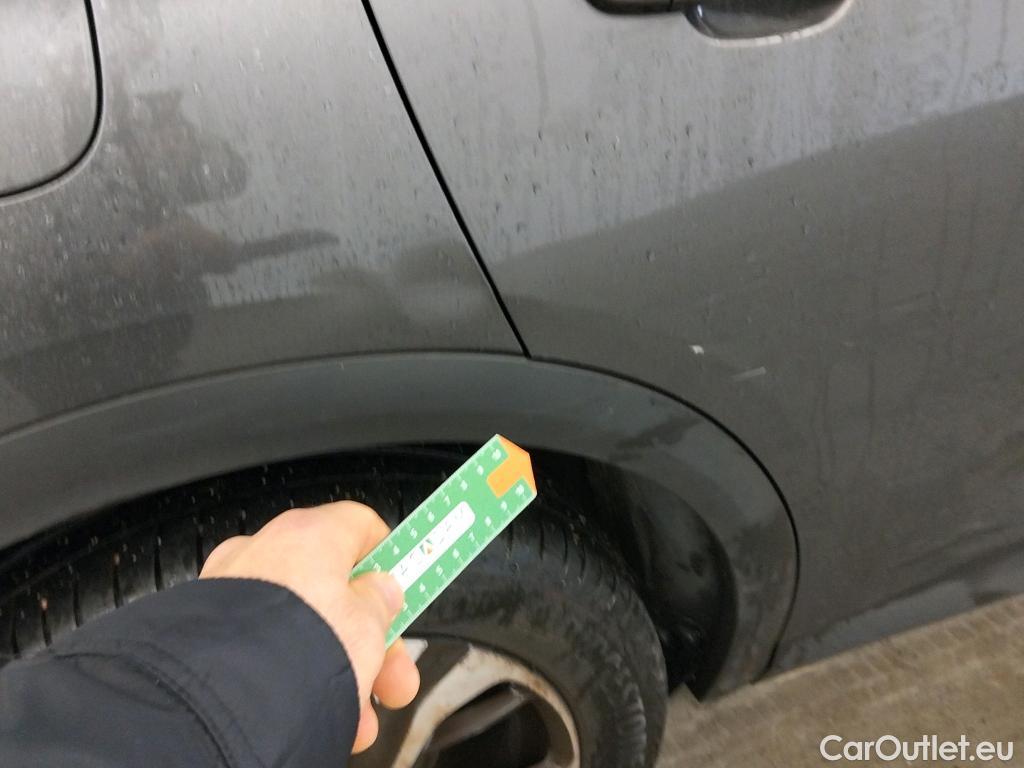  DS  DS7 DS DS 7 Crossback / 2017 / 5P / todoterreno BlueHDi DE 96kW (130CV) Auto. CHIC (AC) #18