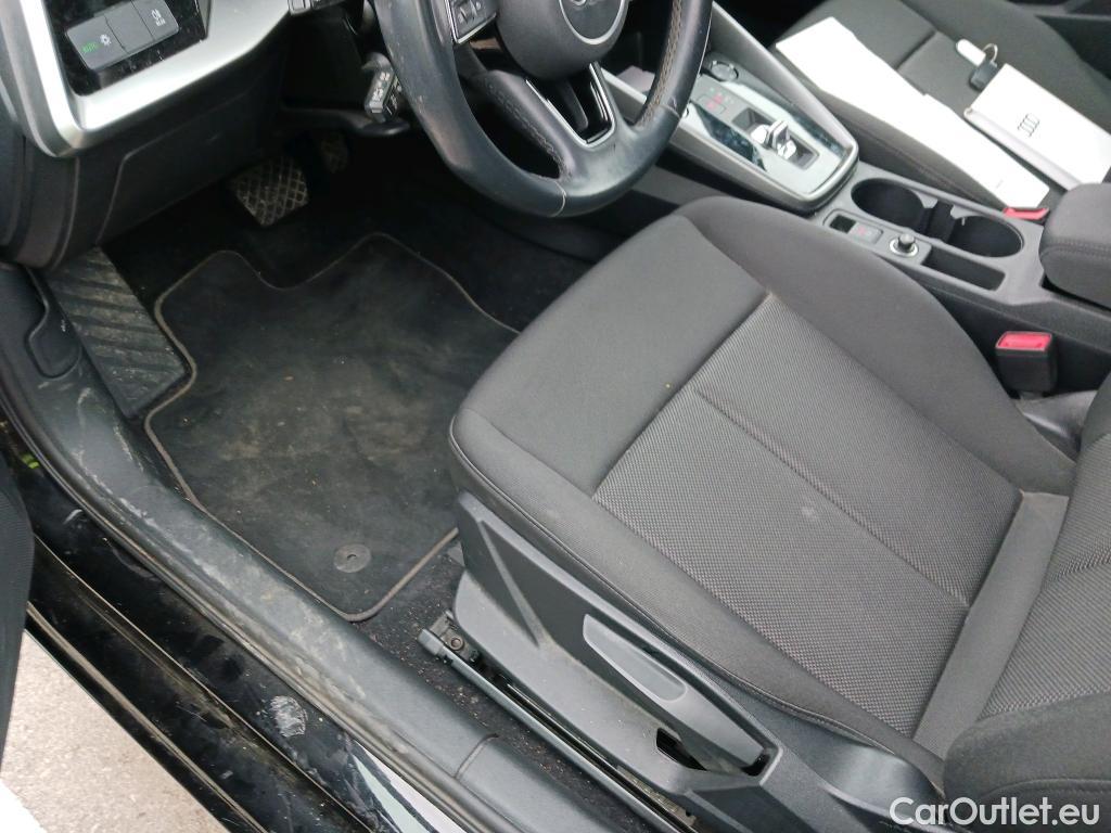  Audi  A3 AUDI  / 2020 / 5P / berlina con portón Sportback 30 TFSI 81kW (110CV) S tronic #9