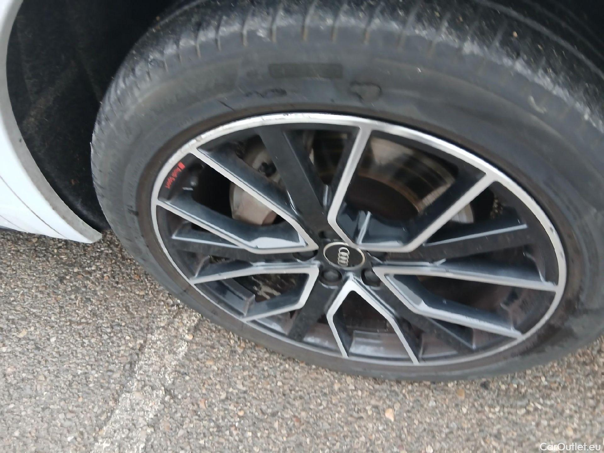  Audi  Q5 AUDI  SPORTBACK / 2020 / 5P / todoterreno Black Line 50 TFSI e quattro-ultra #13