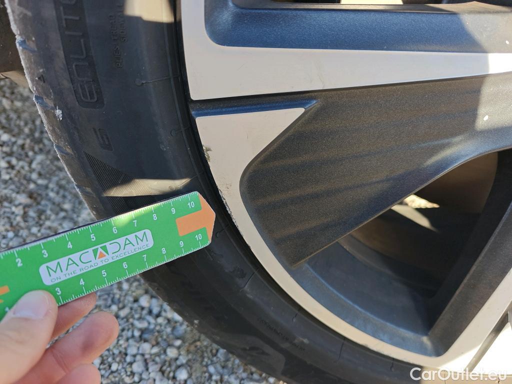  Cupra  Formentor CUPRA  / 2020 / 5P / todoterreno 1.4 e-Hybrid 150kW (204 CV) DSG (AC) #32