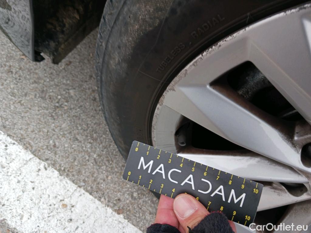  Audi  A3 AUDI  / 2020 / 5P / berlina con portón Sportback 30 TFSI 81kW (110CV) S tronic #12