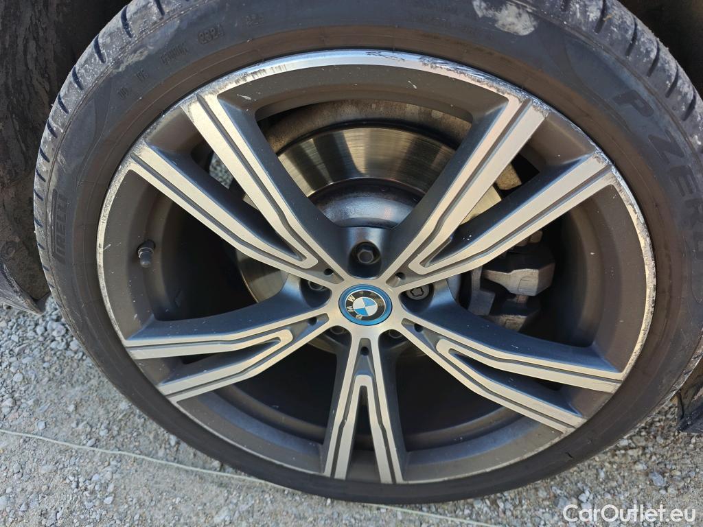  Bmw  Serie 3 BMW  / 2018 / 4P / sedán 320e #27