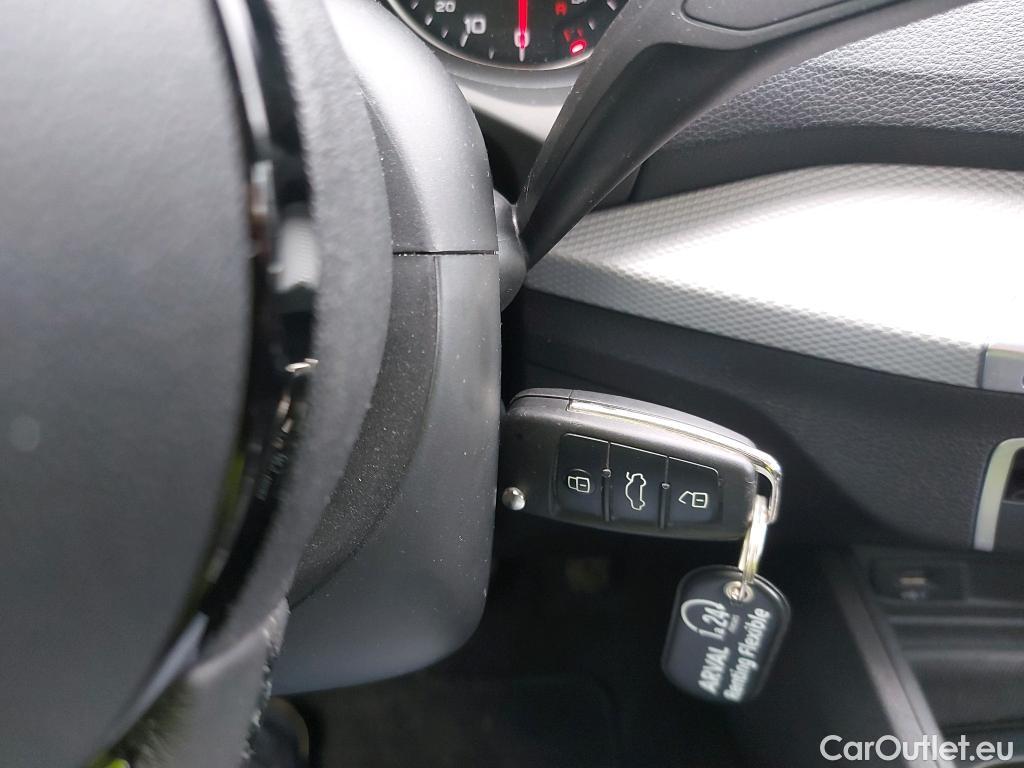  Audi  Q2 AUDI  / 2020 / 5P / todoterreno Advanced 35 TFSI 110kW (150CV) S tronic (AC) #1