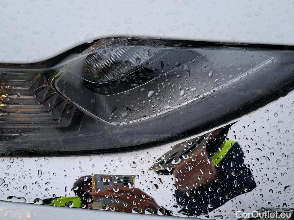  Citroen  DS3 DS DS 3 Crossback / 2018 / 5P / todoterreno PureTech 73 kW Manual SO CHIC #4